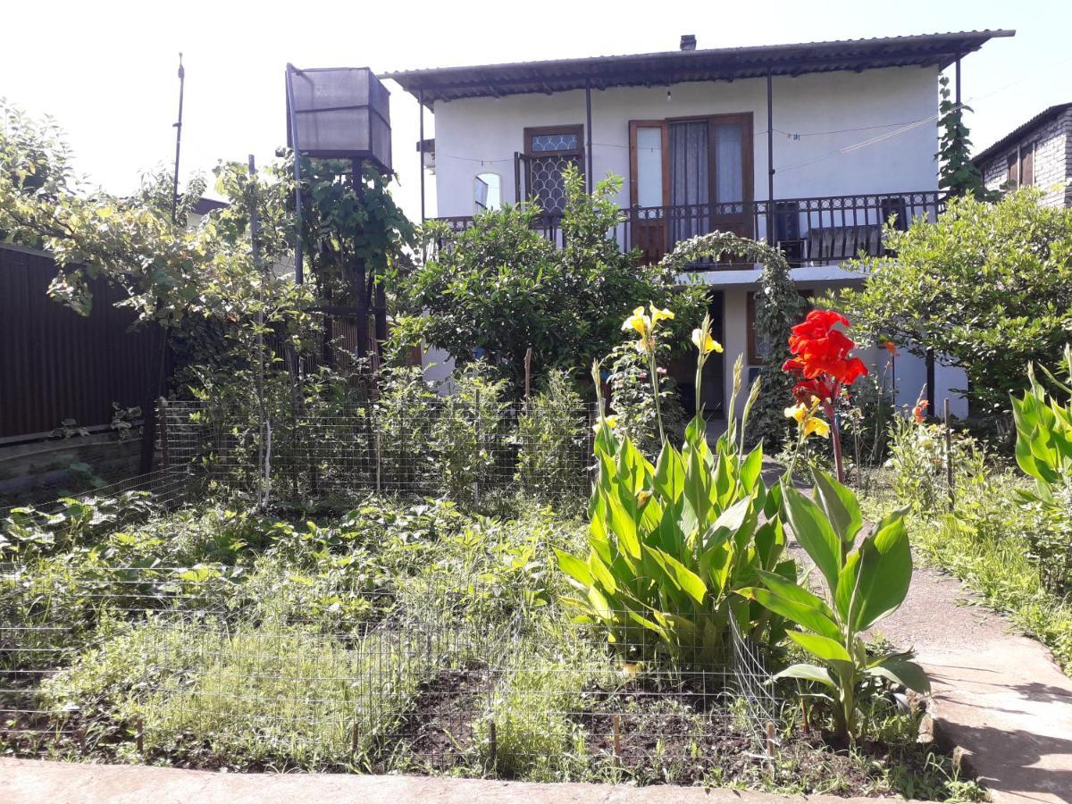 Guest house Polnaya Chasha Ochamchira Bagian luar foto