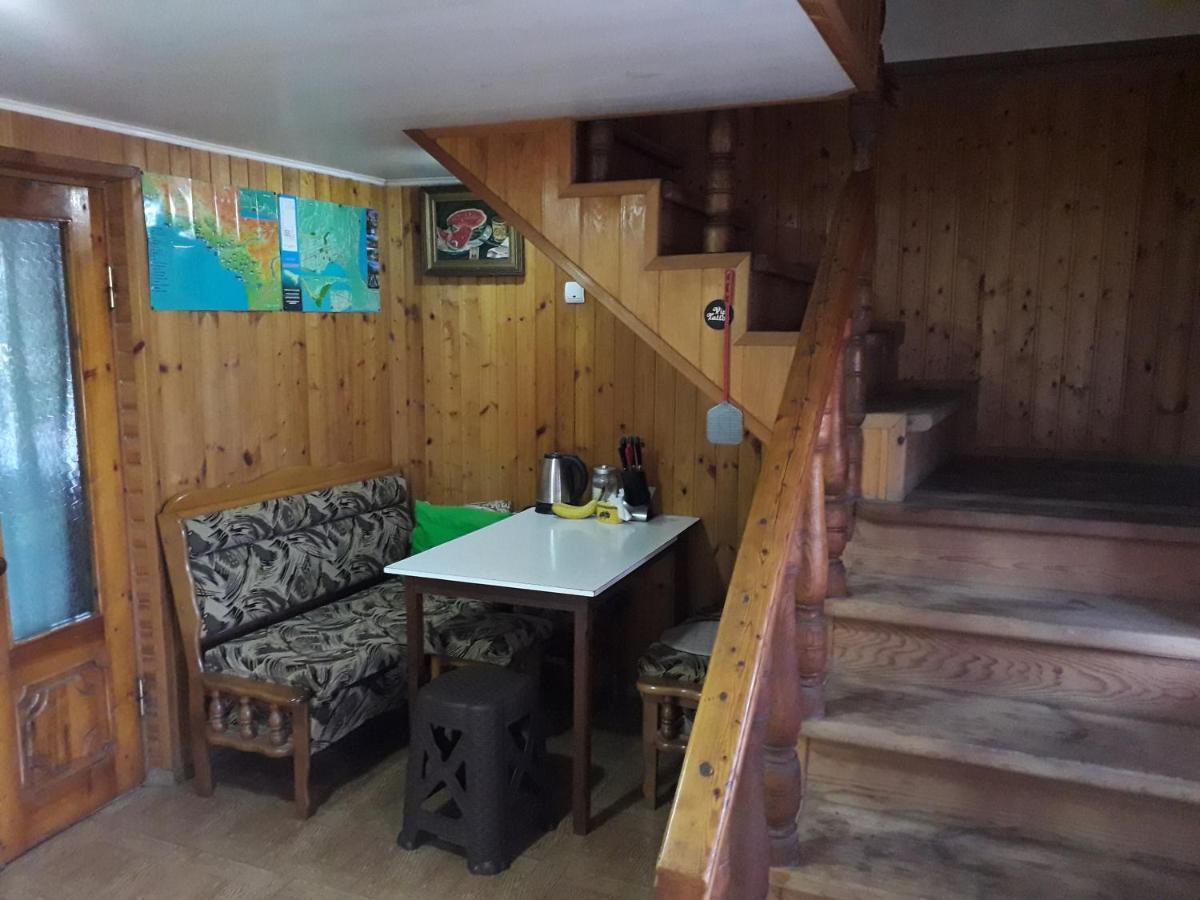 Guest house Polnaya Chasha Ochamchira Bagian luar foto