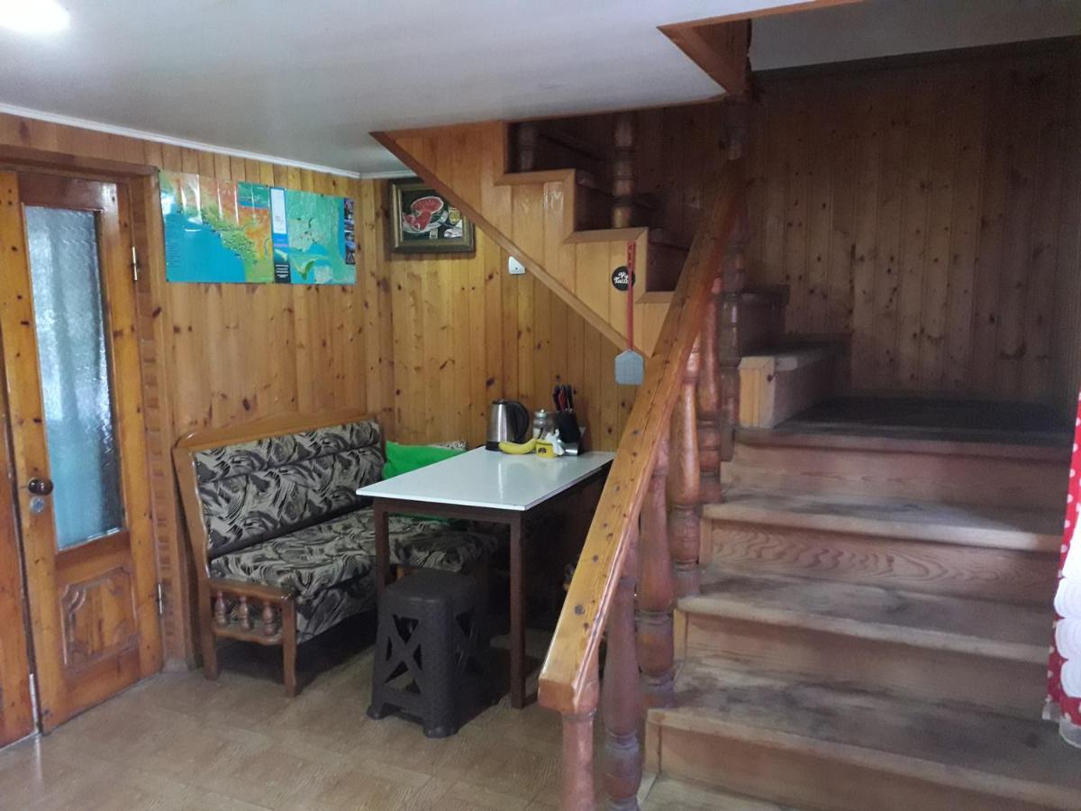 Guest house Polnaya Chasha Ochamchira Bagian luar foto